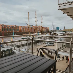 Moderne Mit Weserblick Und Uferpromenade BRE